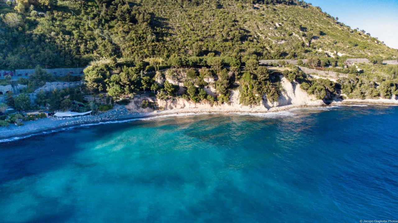 Locanda Baia Beniamin Grimaldi  Exterior foto